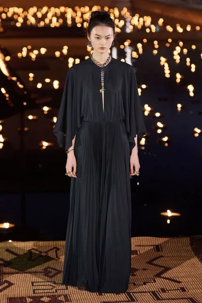 Look 29